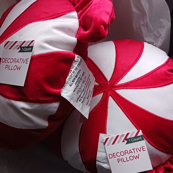 2 peppermint candy pillows - Picture 1 of 1